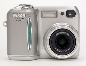 Nikon COOLPIX 4300